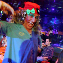 Cena con espectáculo y discoteca en Madrid - restaurante 