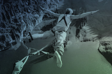 Puenting en Nerja - destacada
