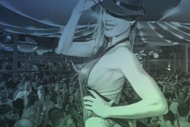 Pack Erótico & Drag con alojamiento en Mojácar - destacada