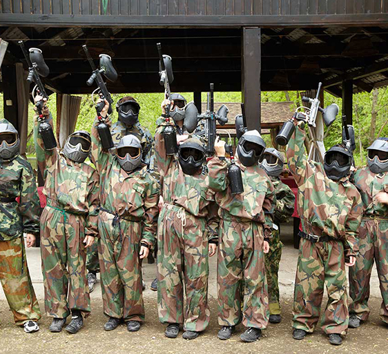 Pack paintball con 300 bolas y cena en Málaga