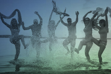 Pack gold party con alojamiento, comida y cena en Ibiza