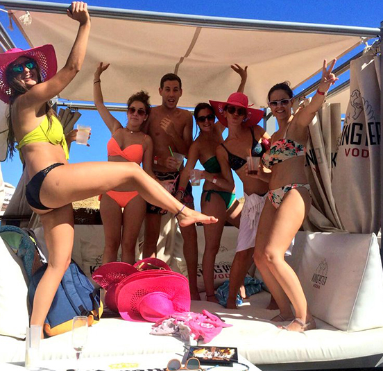Pack fiesta máxima en barco en Málaga