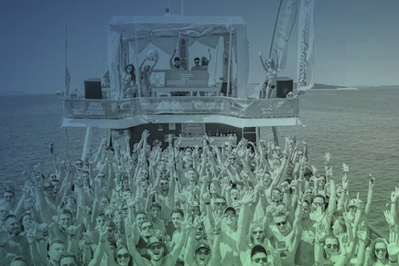 Pack fiesta total en barco en Málaga