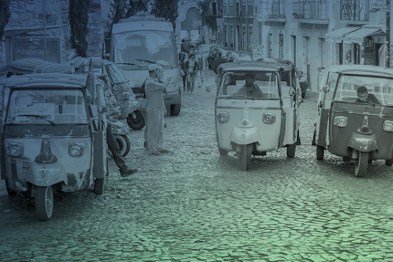 Cata de vino y viaje en Tuk Tuk en Málaga