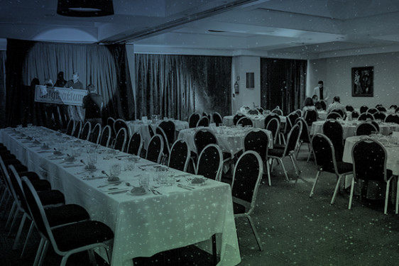 Cena Enigmatium con espectáculo en Valencia
